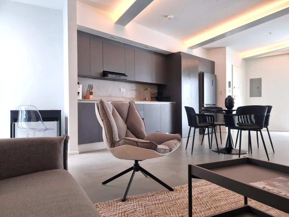 Designer 2Br With Pool In Casco Antiguo Apartment Panama City Luaran gambar